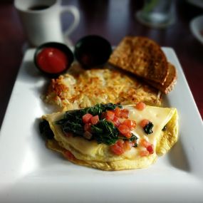 Spinach and Tomatoes Omelette