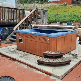 Before photo of a hot tub removal. Junk King can handle all different sized spas!
