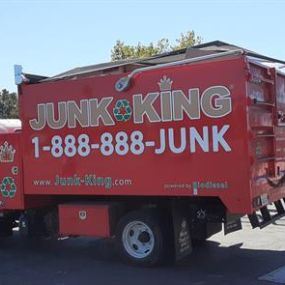 The Junk King San Diego big red trucks are ready for your next junk hauling job. Junk King hauls everything from yard debris removal to construction debris removal. We haul mattresses and old furniture as well.