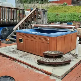 Before photo of a hot tub removal. Junk King can handle all different sized spas!