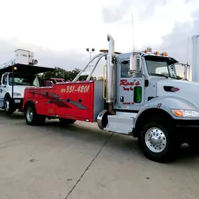 Ron's Towing Dallas Texas