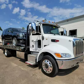 Rons Towing Flatbed Towing Service Dallas