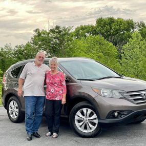 ???? It’s our pleasure to welcome Freddie and Nadine to the Rocky Top Family! Thank you for making the drive from Rockwood to see us! Some of the nicest folks you’ll ever meet right here. Enjoy you new Honda CRV friends! ???? #nobodytopsarockytopdeal