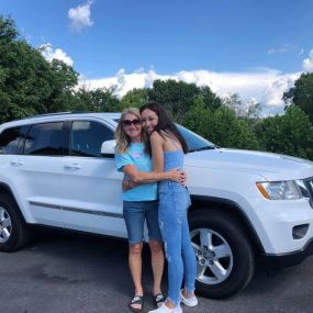 ???? We would like to give a big thank you and congratulations to ALREADY members of the Rocky Top family the Eatmons! These are honestly some of the sweetest most friendly families you will ever meet! It is always a joy when they stop by the dealership. This time is was for their sweet daughters new ride! What a beautiful Jeep! Thank you again for being our biggest fans! ???? Audrey Eatmon 
#homesweethomedeal