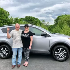 ???? It's our pleasure to welcome Lori and Gerardo to the Rocky Top Family! These two are as fine of folks as you'll ever meet. So genuine and down to earth. We had a blast helping them get their beautiful 2017 Toyota Rav 4! We appreciate your business! #nobodytopsarockytopdeal !!! ????