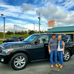 ✌️It is our honor to welcome Kathy and Donnie to the Rocky Top Family! When Kathy saw what kind of deal we gave Donnie she decided she better get one as well! Thank y'all so much for making the trip from Greenville to see us! It was a pleasure doing business! Enjoy your beautiful new rides! ???? #nobodytopsarockytopdeal