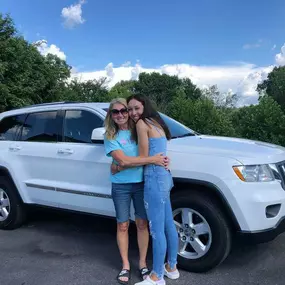 ???? We would like to give a big thank you and congratulations to ALREADY members of the Rocky Top family the Eatmons! These are honestly some of the sweetest most friendly families you will ever meet! It is always a joy when they stop by the dealership. This time is was for their sweet daughters new ride! What a beautiful Jeep! Thank you again for being our biggest fans! ???? Audrey Eatmon 
#homesweethomedeal