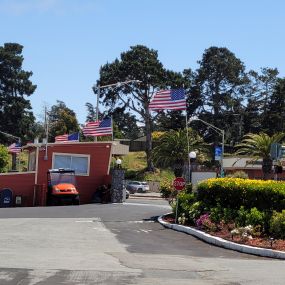 Make the most of your RV trip to San Francisco by staying at Treasure Island Mobile Home & RV Park. Book your stay with us today and take advantage of some of the best RV park rates San Francisco has to offer.