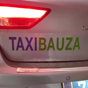 TAXI-CON-REMOLQUE-SABINANIGO.jpeg