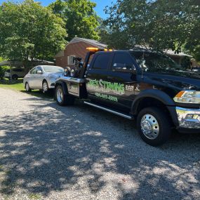 Provides the most professional towing service!