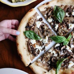 MUSHROOM - black truffle cream, roasted mushrooms, caramelized onions, goat cheese