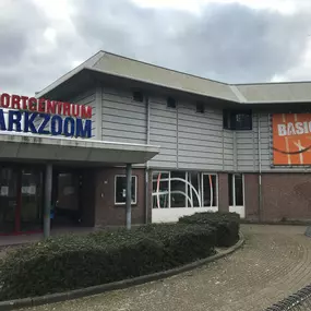 Basic-Fit Nieuwerkerk aan den Ijssel Iersestraat - entree