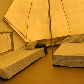 Camping_el_terron_tienda_interior_1.jpg