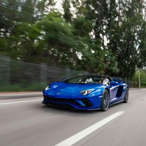 Lamborghini Aventador S Roadster Rental mph club