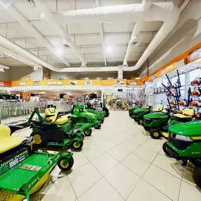 Orlando John Deere Dealer Interior