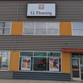 LL Flooring #1075 Seattle | 3300 1st Avenue S | Storefront