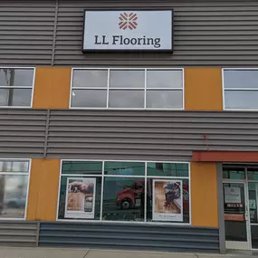 LL Flooring #1075 Seattle | 3300 1st Avenue S | Storefront