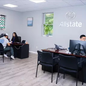 Bild von Livia Villa: Allstate Insurance