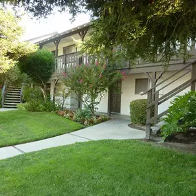 Entrance at Scottsmen Apartments