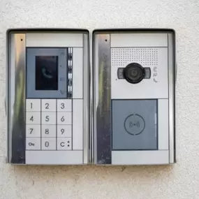 installation de parlophones par la société Mille DLC à Courcelles