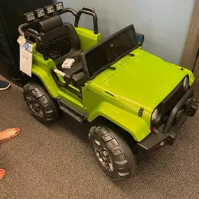 Kids battery powered truck