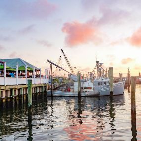 The Wharfside Patio Bar