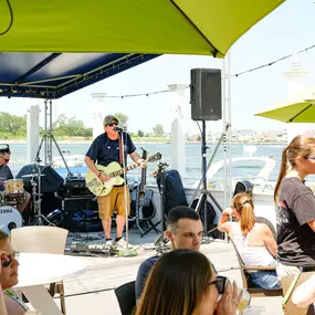 Bild von The Wharfside Patio Bar