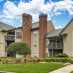 Traditional style building exteriors at Camden Foxcroft in Charlotte North Carolina