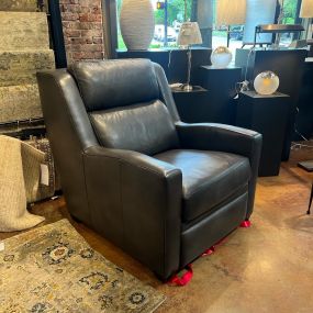 Father’s Day alert, two great recliners on our floor at special pricing for Dad’s Day. Hancock and Moore…come give them a sit test! Best pricing off our floor but special orders available too!
Curated frames by our Drees team.