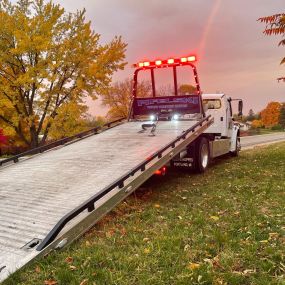 Call today for a towing company you can count on!