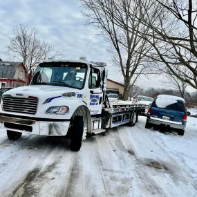 Call today for a towing company you can count on!