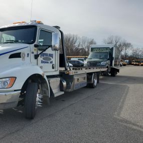Call today for a towing company you can count on!