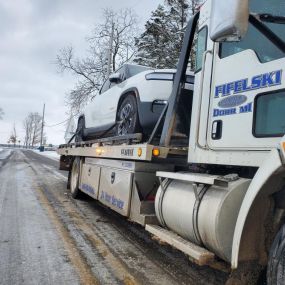 Call today for a towing company you can count on!