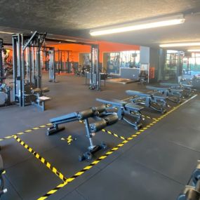 Basic-Fit Vlissingen Baskensburgplein 24/7 - free weight zone