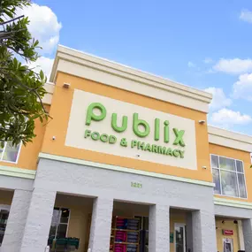 Publix grocery store near Camden World Gateway, Camden Town Square, and Camden Hunter's Creek apartment communities in Orlando, FL