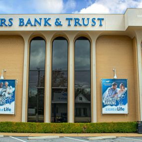 Farmers Bank & Trust | Paris, AR