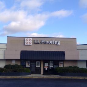 LL Flooring #1008 Conyers | 1820 Highway 20 SE | Storefront