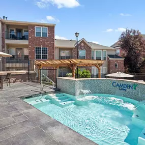 Pool hot tub spa