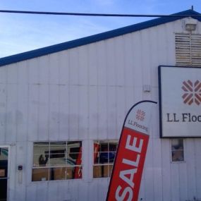 LL Flooring #1091 San Jose | 1575 Terminal Avenue | Storefront