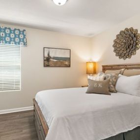 Gorgeous Bedroom at The Village at Hickory Street, Alabama, 36535