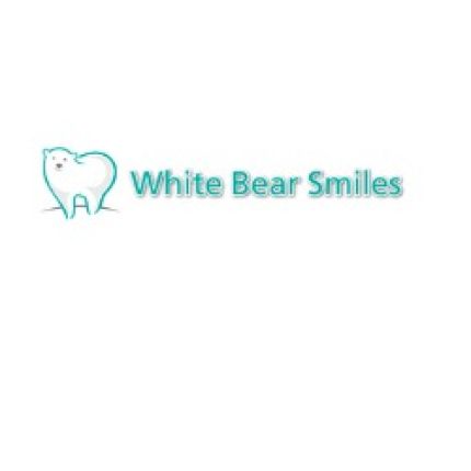 Logo van White Bear Smiles