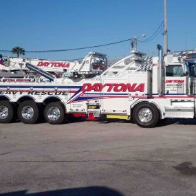 Call now for a towing service!