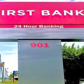 Come visit the First Bank Cheraw, South Carolina branch. Your local team will provide expert financial advice, flexible rates, business solutions, and convenient mobile options.