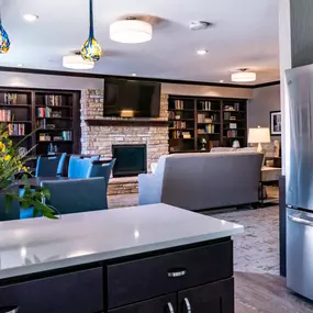 Prairie Bluffs is designed to provide you with a worry-free, enriching lifestyle. In addition to our apartments, many of which are outfitted with a full kitchen, washers and dryers, and decks or patios, our pet-friendly community offers a variety of amenities.