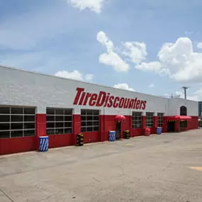 Tire Discounters on 1931 Church Street in Nashville