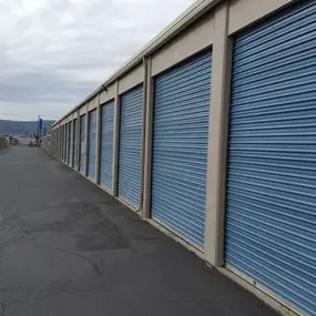 Drive-up Accessible Storage Units at Storage Court of Yakima, WA
