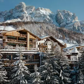 Aman Rosa Alpina Italy Resort Winter exterior