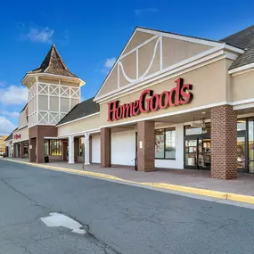 HomeGoods Shopping Nearby Camden Dulles Station in Herndon, Virginia