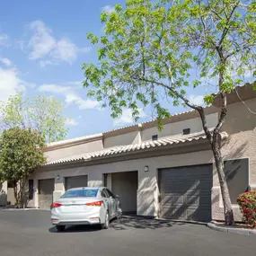 camden legacy apartments scottsdale az garages