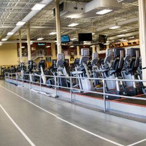 Indoor Running Track and Cardiovascular Equipment